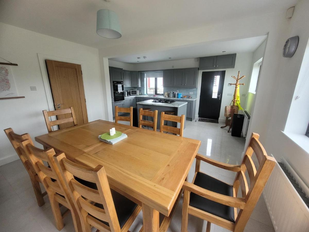 Helen's * Maghera (Londonderry)